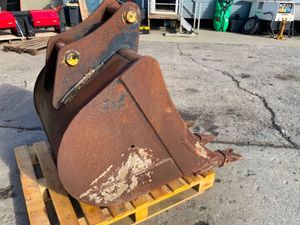 36 BUCKET. - Image 4