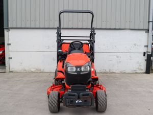2022 Kubota G261 HD Ride-On Lawnmower - Image 4