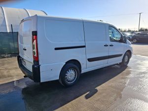 2016 Toyota Proace 2.0 Diesel - Image 3