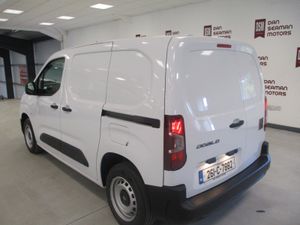 FIAT DOBLO VAN MWB 2026 1.5 DIESEL DEMONSTRATOR - Image 2