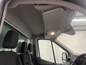 2022 Ford Transit Luton Box Van - Image 3