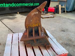 36" DIGGING BUCKET...65mm PINS..............162w. - Image 2