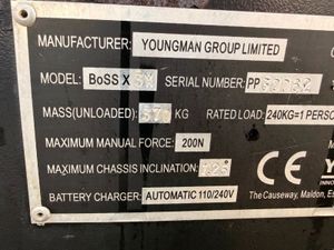 2018 youngman boss platform scissor lift....593v - Image 4