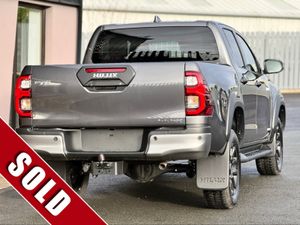 Toyota Hilux 2026 GREY INVINCIBLE X - Image 4