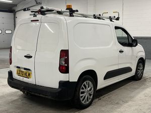 2020 Citroen Berlingo Panel Van - Image 2