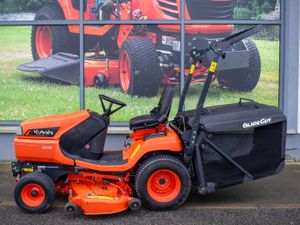 Used 2022 Kubota G21eLD Lawnmower - Image 2