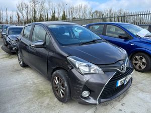 16 Yaris Luna 1.0 Petrol 120km Starts - Image 2