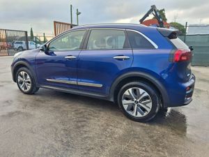 212 Kia Niro  E Niro  Ev  Automatic - Image 4