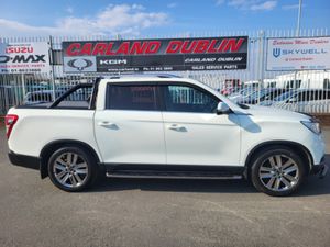 (6 Mts warranty) EL 2.2 DSL MT P/T 4WD 4DR - Image 3