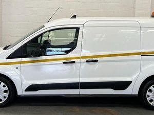 2022 Ford Transit Connect Panel Van - Image 2