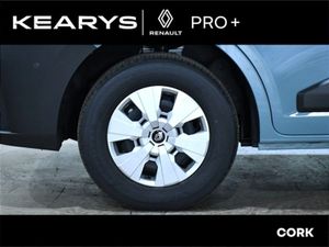 Renault Master FWD LM35 Blue dCi 170 EDC Advance E - Image 4