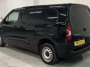 2024 Fiat Doblo Panel Van - Image 2
