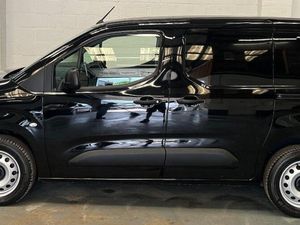 2023 Citroen Berlingo Panel Van - Image 2