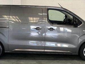 2023 Vauxhall Vivaro Panel Van - Image 4