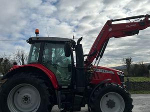2018 Massey Ferguson 6712S with Loader - Image 4