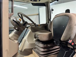 2015 John Deere 6150R - Image 4