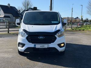 ABSOLUTELY IMMACULATE 2020 FORD CUSTOM TOP SPEC - Image 2