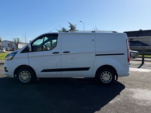 ABSOLUTELY IMMACULATE 2020 FORD CUSTOM TOP SPEC - Image 4