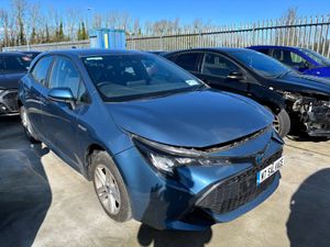 19 Corolla Luna Hybrid NCT 1/27 56 km Drives - Image 2