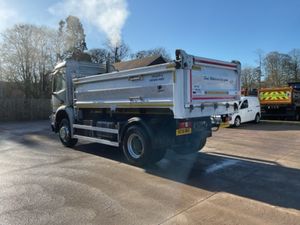 2016 Mercedes Arocs 1827 4x2 18T Tipper - Image 4