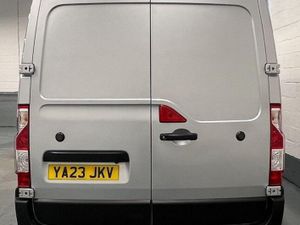 2023 Nissan Interstar Panel Van - Image 4