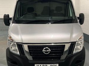 2023 Nissan Interstar Panel Van - Image 2