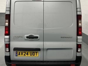 2024 Renault Trafic Panel Van - Image 4