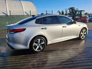 2017 Kia Optima  GT LINE  Automatic - Image 4