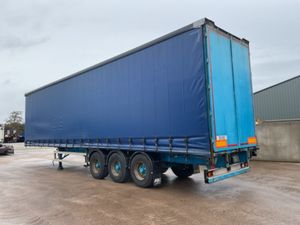 2014 Montracon Tri Axle Curtainsider - Image 2