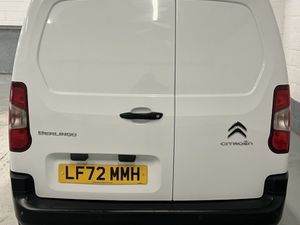 2023 Citroen Berlingo Panel Van - Image 2