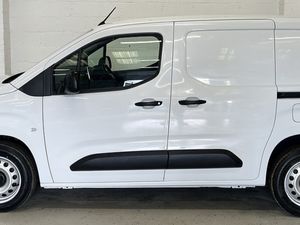 2023 Citroen Berlingo Panel Van - Image 4