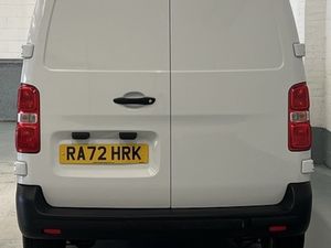 2023 Peugeot Expert Panel Van - Image 2