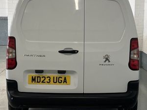 2023 Peugeot Partner Panel Van - Image 3