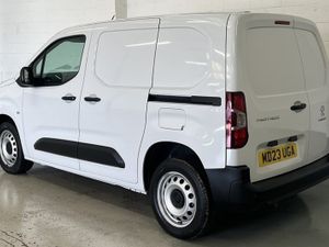 2023 Peugeot Partner Panel Van - Image 4