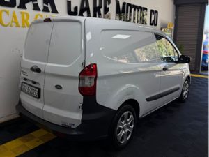 Ford Transit Courier Trend 1.5TD075 M6 3DR - Image 4