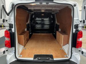 2022 Vauxhall Vivaro Panel Van - Image 2