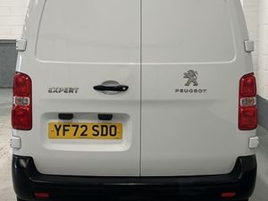 2022 Peugeot Expert Panel Van - Image 2