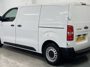 2022 Peugeot Expert Panel Van - Image 3