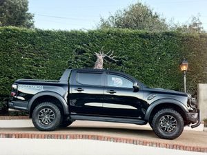 242 FORD RAPTOR 3.0 V6 292BHP WITH VAT - Image 3