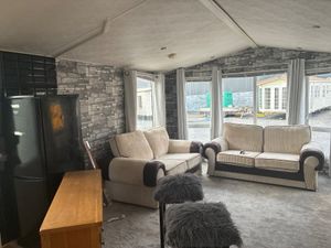 AFFORDABLE 2 BED WINTER PACK - Image 4