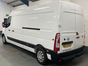 2023 Nissan Interstar Panel Van - Image 4