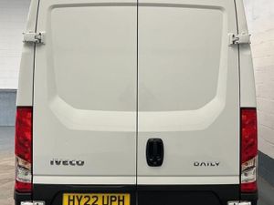 2022 Iveco Daily Panel Van - Image 4