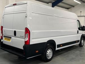 2023 Citroen Relay High Roof Panel Van - Image 4