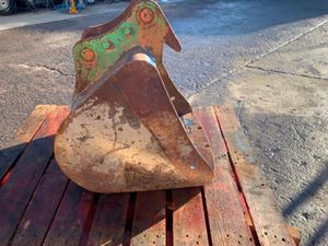 24" RHINOX DIGGING BUCKET.....45mm PINS......BP15. - Image 3