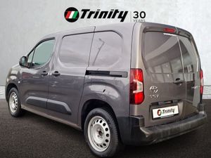 Toyota Proace LOW MILEAGE ** METALLIC GREY ** ONE - Image 3
