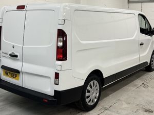 2021 Renault Trafic Panel Van - Image 2