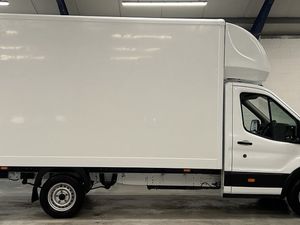2022 Ford Transit Luton Box Van - Image 4