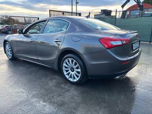 152  Maserati Ghibli  Automatic - Image 2