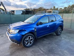 201 Dacia Duster Light Side Damage - Image 4