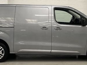 2022 Vauxhall Vivaro Panel Van - Image 3